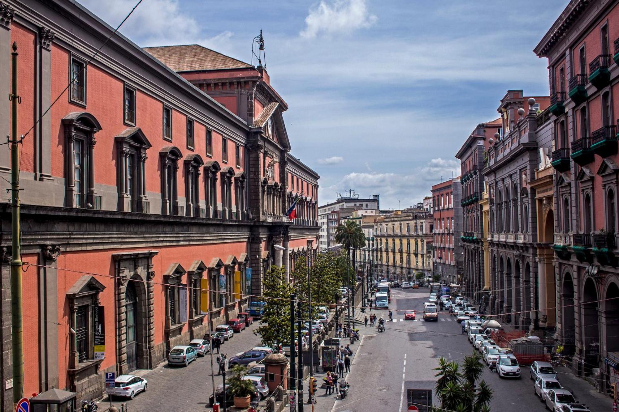 About Mann - Museo Archeologico Di Napoli Apartment Ngoại thất bức ảnh